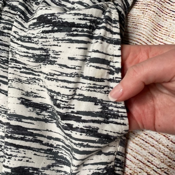 LOU & Grey Space Dye Racerback Drawstring Jumpsuit Size Small - Picture 8 of 10